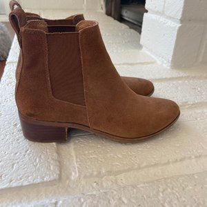 Steve Madden Dover Chelsea Boot Suede